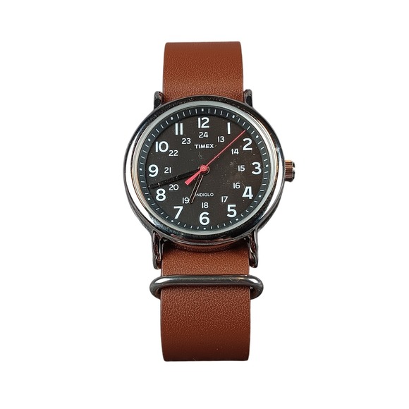 Timex Indiglo Men's Watch Brown Leather Strap Quartz Movement Black Dial - Picture 1 of 7
